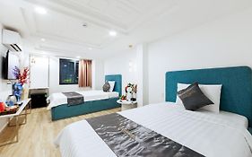 Le Vu Hotel